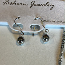 Load image into Gallery viewer, Fashion Jewelry Silver Necklace &amp; Earring Set
