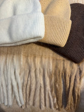 Load image into Gallery viewer, Ella Blanket Scarf
