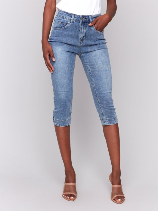 Charlie B Medium Blue Knee High Capri Denim Pant