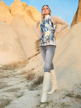 Load image into Gallery viewer, Dolcezza &quot;Abstract&quot; Blue Multi Print Zip Puffer Vest
