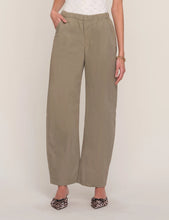 Load image into Gallery viewer, Sora Pant
