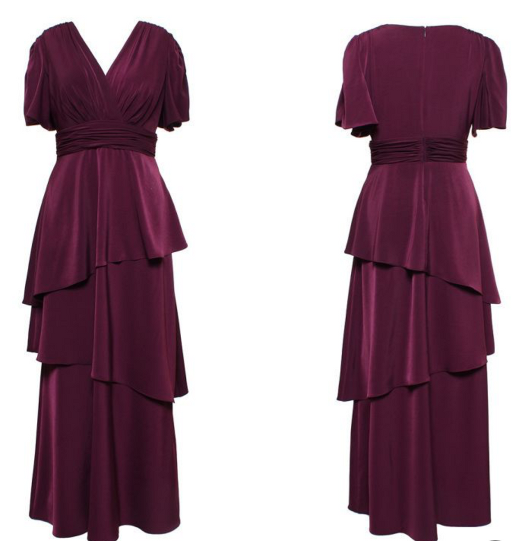 SLNY V-Neck Short Sleeve Ruffled Tiered Gown