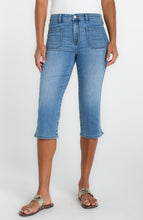 Load image into Gallery viewer, Liverpool Capri with Patch Pockets 19"
