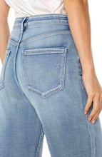 Load image into Gallery viewer, Liverpool Weir Canyon (Light Denim) Stride Hi-Rise Wide Leg Jeans with Cut Hem
