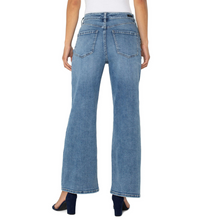 Load image into Gallery viewer, Liverpool Carbon Canyon (Light Blue) Stride Hi-Rise Wide Leg Jeans
