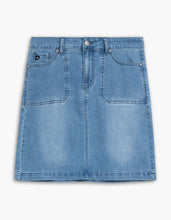 Load image into Gallery viewer, Lois Simone Medium Wash Relaxed Fit Denim Skirt
