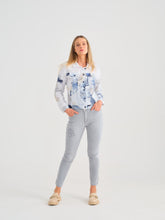 Load image into Gallery viewer, Dolcezza Simply Art White &amp; Blue &quot;Indigo Melody&quot; Print Button Front Linen Jacket
