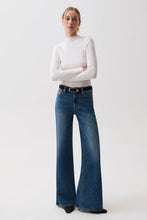 Load image into Gallery viewer, Vivian Mid Rise Wide Leg Pant
