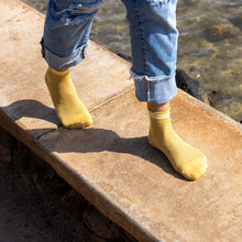 Load image into Gallery viewer, Mesh Sneaker Socks
