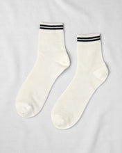 Load image into Gallery viewer, Mesh Sneaker Socks
