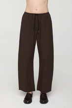 Load image into Gallery viewer, Theo Drawstring Poplin Pant
