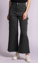 Load image into Gallery viewer, Devina Pants
