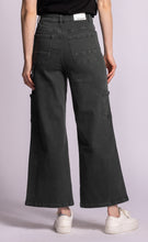 Load image into Gallery viewer, Devina Pants
