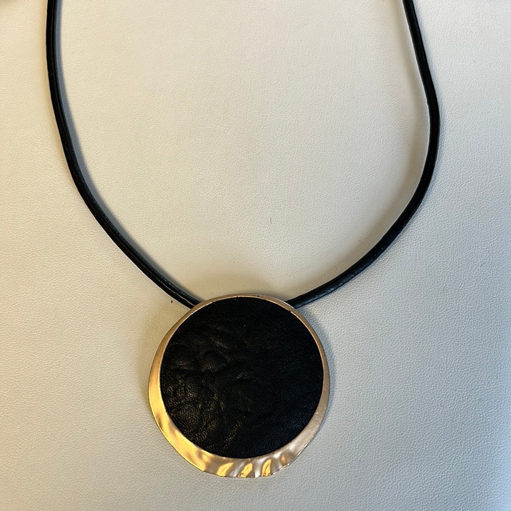 Merx Fashion Black Cord Necklace with Gold Trim Hammered Circle