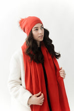 Load image into Gallery viewer, Evelyn Beanie with Fur

