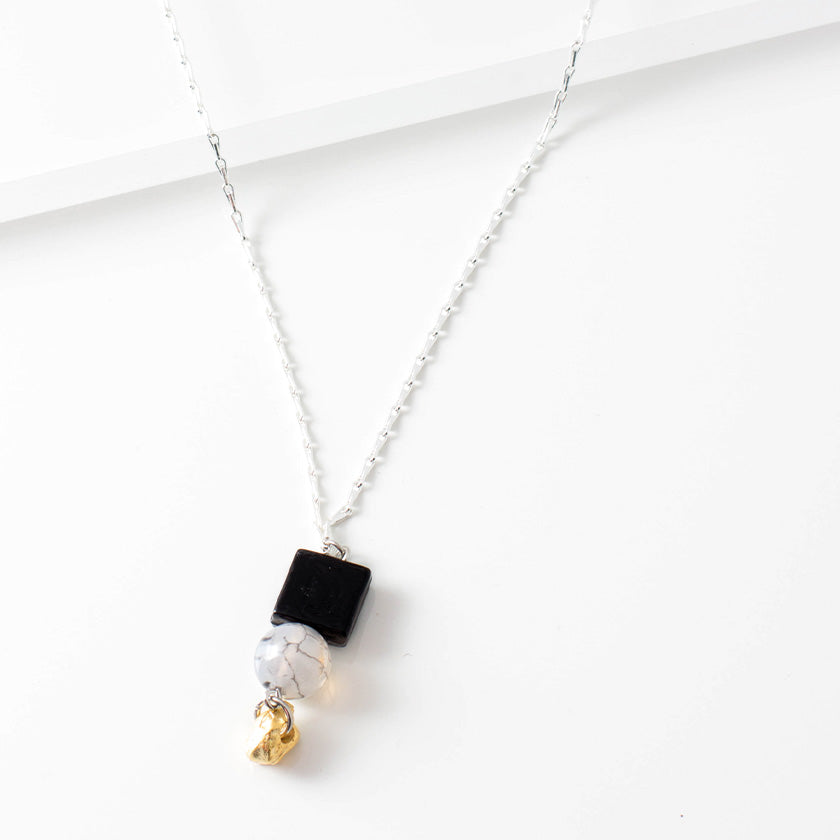 Anne-Marie Chagnon Bethanie Necklace in Nocturne