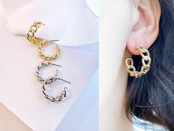 Merx Sofistica Gold Interlocking Oval C Hoop Earrings