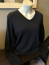 Load image into Gallery viewer, DKR &amp; Co Long Sleeve Fine Gauge V-Neck Sweater
